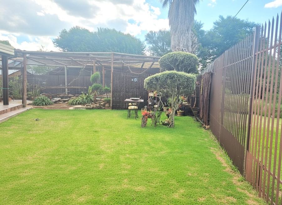 6 Bedroom Property for Sale in Dan Pienaar Free State